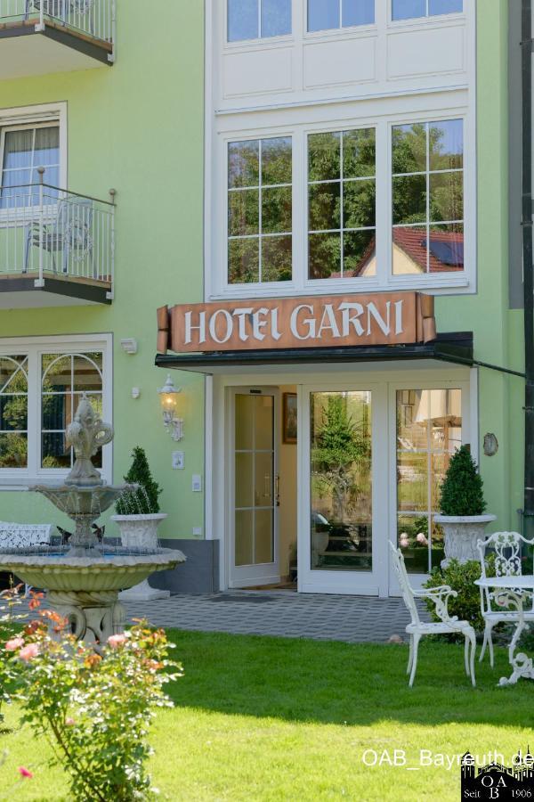 Hotel Garni Regina Гьосвайнщайн Екстериор снимка