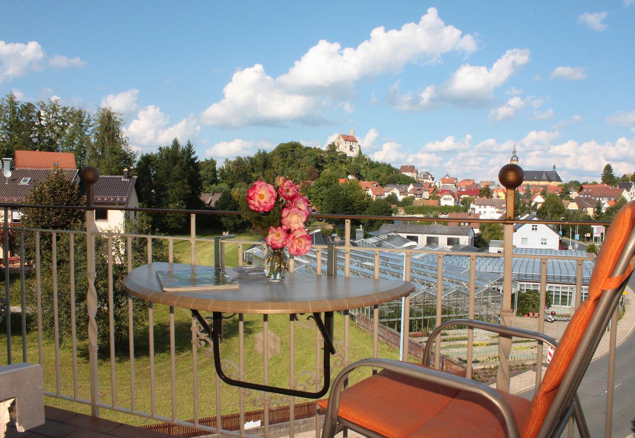 Hotel Garni Regina Гьосвайнщайн Екстериор снимка