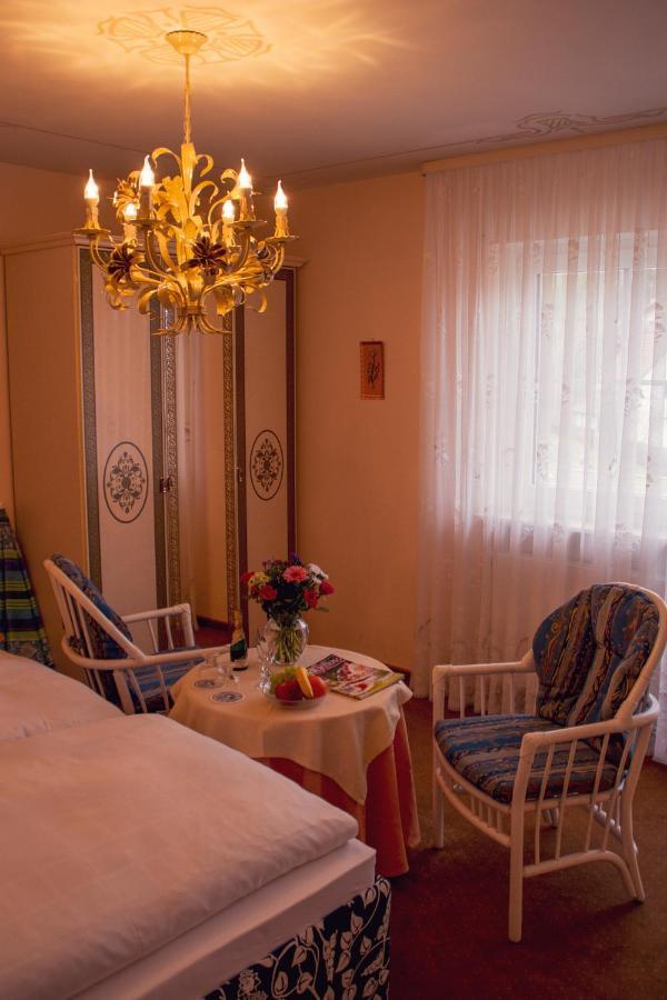 Hotel Garni Regina Гьосвайнщайн Екстериор снимка